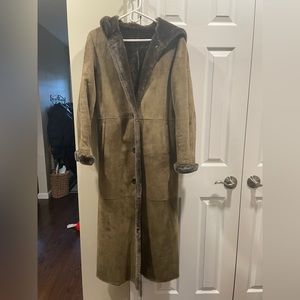 Blue Duck - long shearling hooded fur coat - women’s M